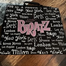 Bratz World Tour Carrying Case