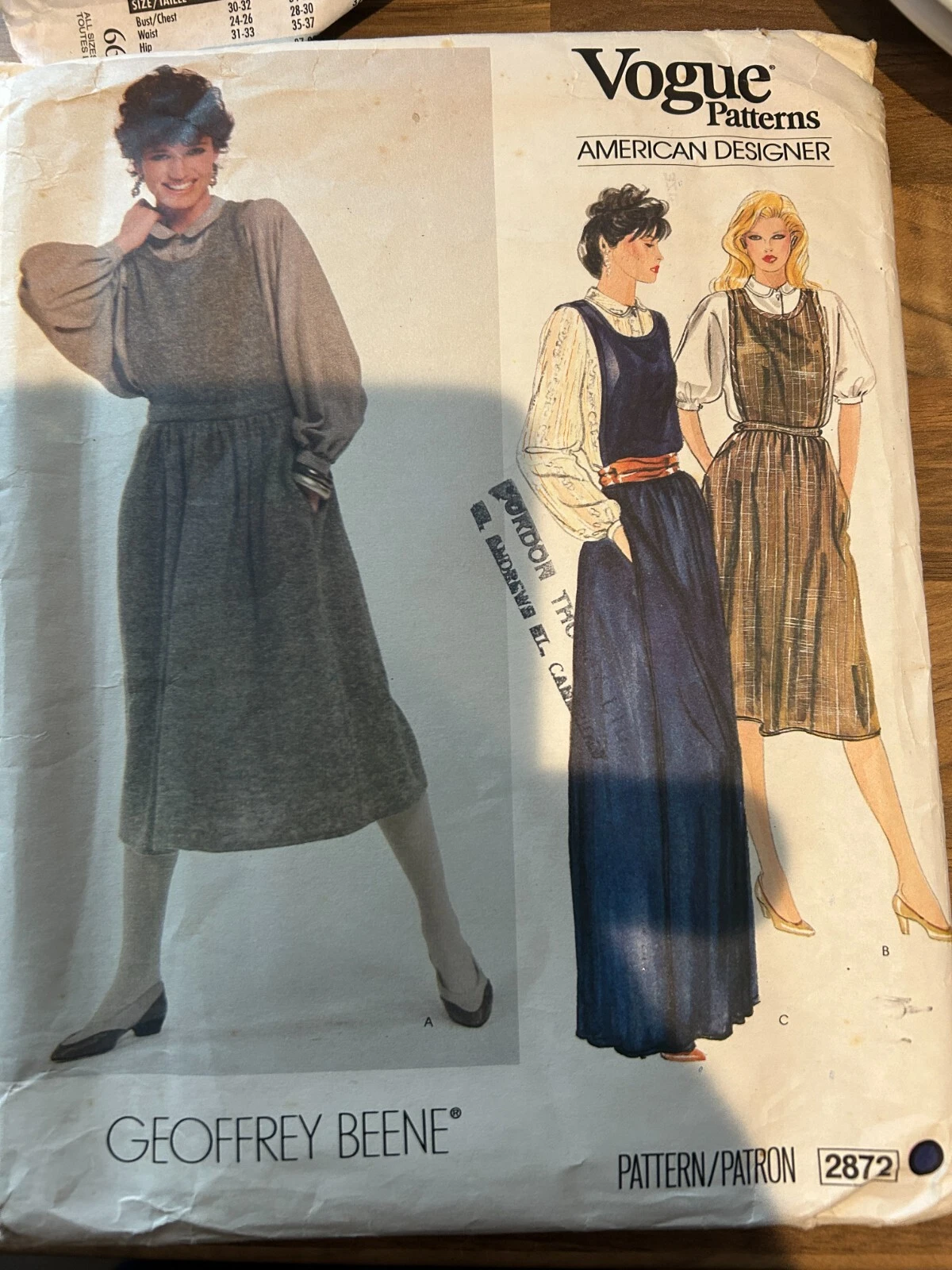 UNCUT Vintage Vogue American Geoffrey Beene 2872 Sewing Pattern Size 14 TRACKED