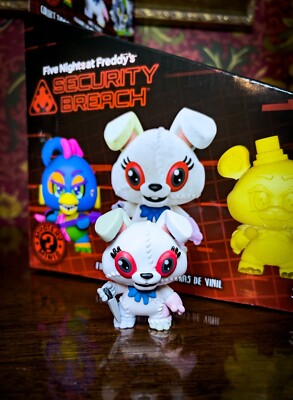 Five Nights at Freddy's FNaF Security Breach Mystery Mini - Vanny New
