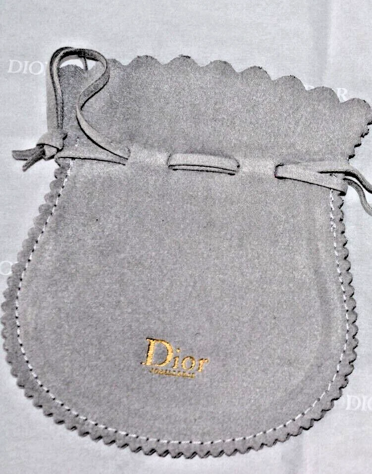 DIOR JOAILLERIE POCHETTE ECRIN FEUTRINE GRIS MONTAIGNE POUR PROTECTION BIJOUX