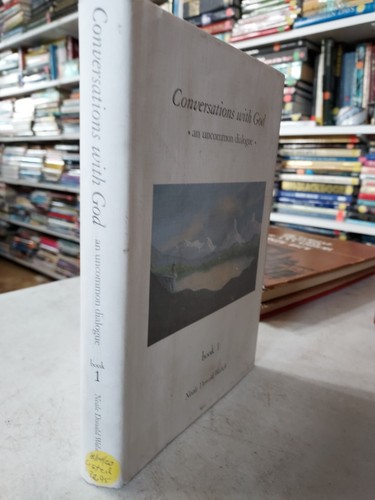 Conversations with God Bk 1 an uncommon dialogue by N.D. Walsch (1996,HCDJ) T5A - Imagen 2 de 6
