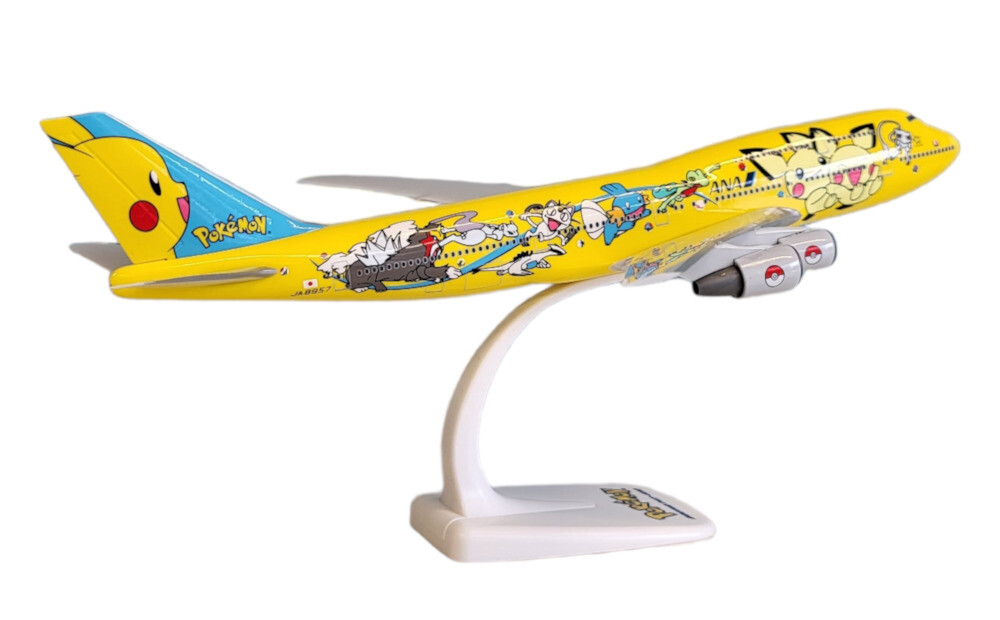 [全日空商事] 1/200 ANA B747-400D PPC ANA All Nippon Boeing 747-400D Pokémon JA8957 Desk Model