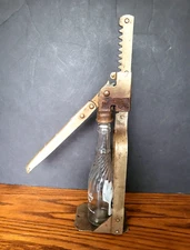 VTG  1921 Indestro Bottle Capper By Indestro Mfg Co Chicago, USA - RARE FIND