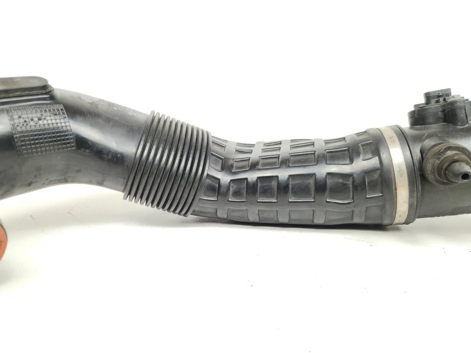 MCLAREN MP4-12C 2012-2014 DERECHO DERECHO TURBO ADMISIÓN CONDUCTO MANGUERA TUBO OEM Foto 3 de 4