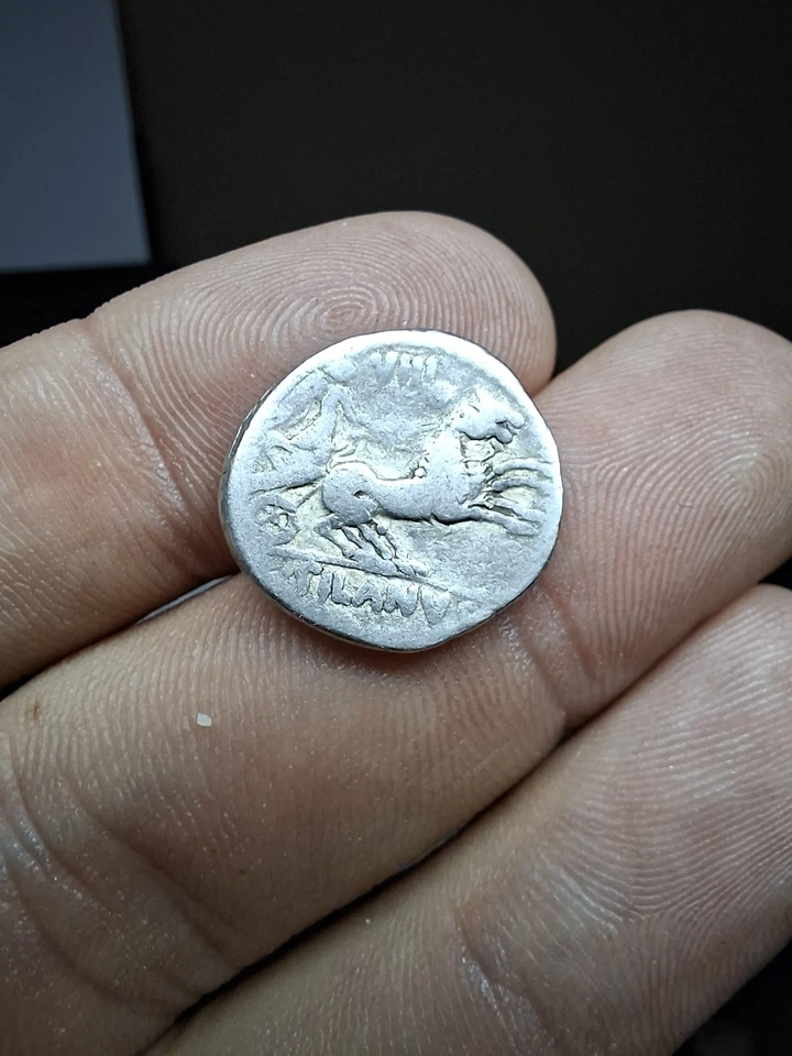 #5/25 - République Romaine, Denier Iunius Silanus - Photo 2/2