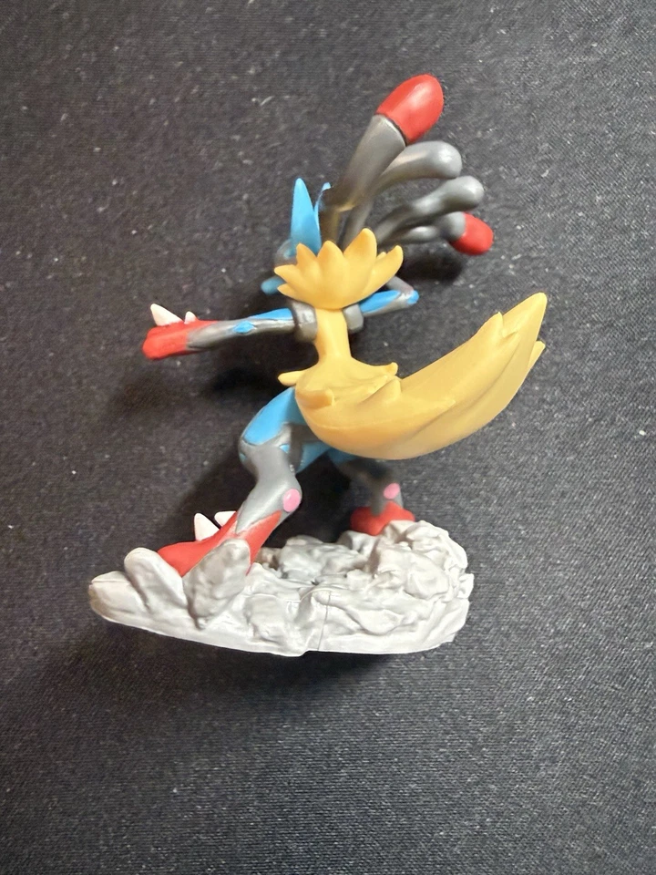 "Figura de acción rara Pokémon Mega Lucario 2""" Foto 2 de 2