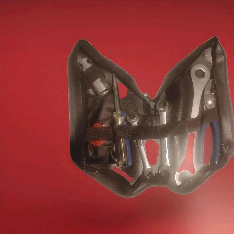 正品 Harley Davidson 复古工具套件  — 第 2/4 张图片