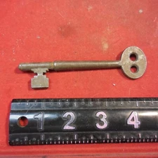 Vintage Solid Barrel Rusty  Key 4.5in Long --#O/H