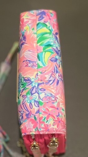 NWT Disney Parks Collection Lilly Pulitzer Crossbody Bag Purse Pink Floral Ltd - Picture 6 of 23