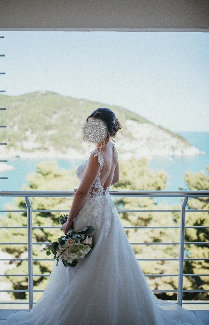 Abito da sposa scivolato Nicole Milano collezione Jolie scollo a