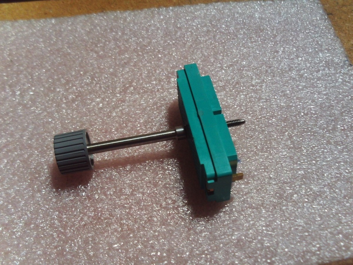 ELCO CONNECTOR NO CONTACTS # 00-8026-117-000-803 NSN: 5935-00-148