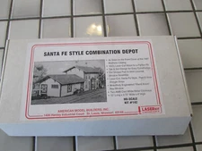 american models SANTA FE STYLE COMBINATION DEPOT wood kit HO scale ////