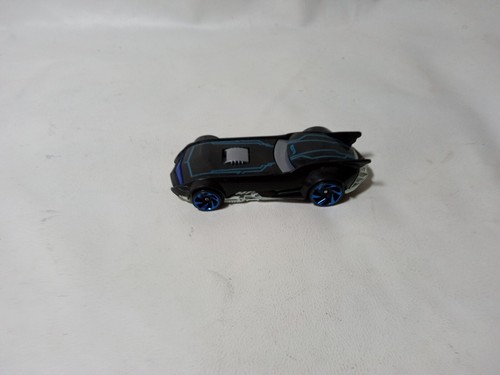 Black Hot Wheels Batman Batmobile - Picture 12 of 13
