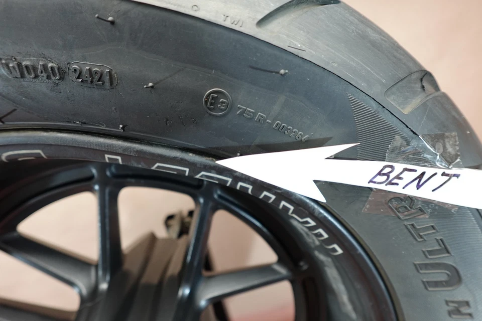 2018-2024 Harley Davidson Fat Bob FXFBS 114 задний обод шины METZELER (СОГНУТЫЙ) - Изображение 3 из 4