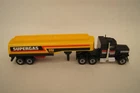 MATCHBOX LESNEY Convoy #CY7 Peterbilt Supergas Tanker Black/Yellow 1981 ENGLAND