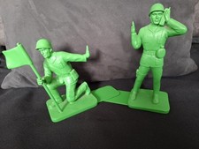 Toy Soldier Novelty Army Bookends Collectable Military Memorabilia