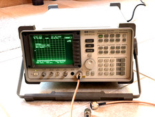 REDUCED again - hp 8560A Spectrum Analyzer 50Hz-2.9GHz with cables and manual