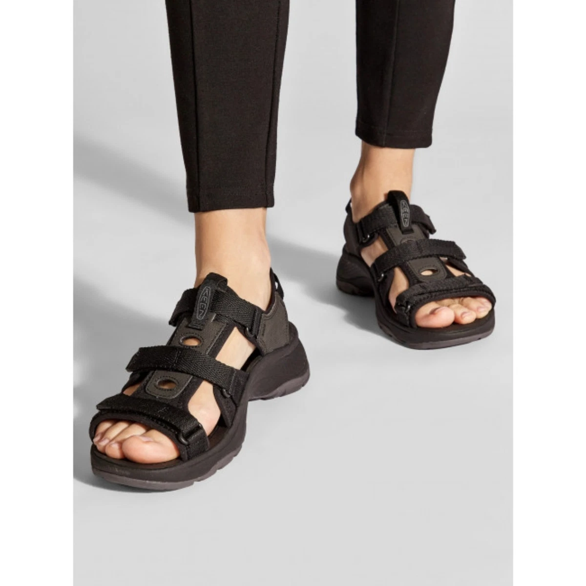 $130 NEW KEEN women's Astoria West Open Toe Sandal, Black