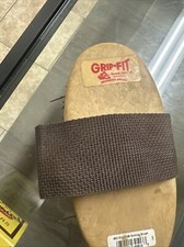 GRIP FIT GROOMING BRUSH #90 LIVESTOCK AND DR. NAYLOR TEAT DILATORS BRAND NEW