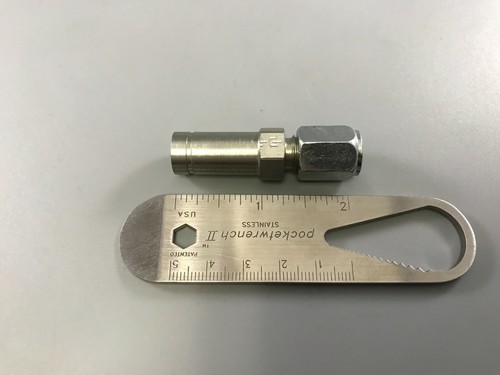 PARKER 8-4 TRBU-S FERULOK STRAIGHT FLARELESS 1/2" TUBE, 1/4" INLET - Picture 2 of 5