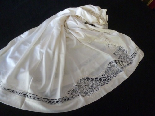 joli jupon vintage jolie dentelle Taille 46/48/50 taille élastique ref NO601