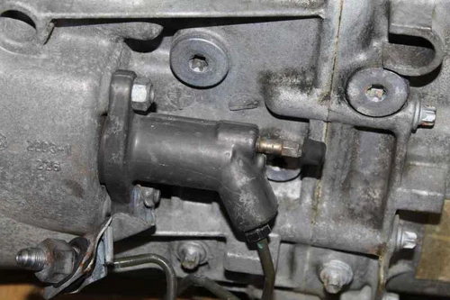 Boite A Vitesse pour BMW SERIE 3 BERLINA (E46) 318d 180151 - Imagen 2 de 8