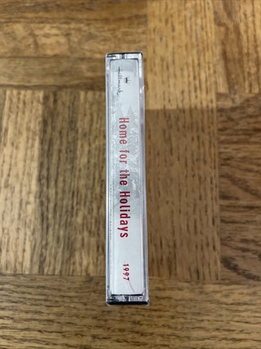 Trisha Yearwood Home For The Holidays Cassette - Picture 2 of 3