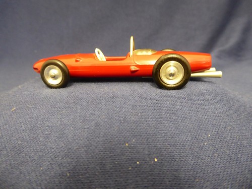Solido Ferrari F-2 - Made in France - Red 1:43rd Scale - Picture 4 of 8