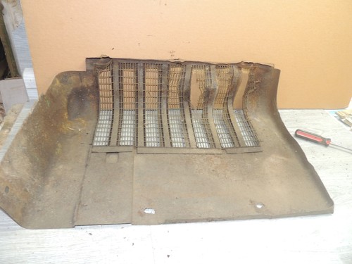 John Deere B Original Left Hand Grill Screen AB1535R - 第 8/8 張圖片