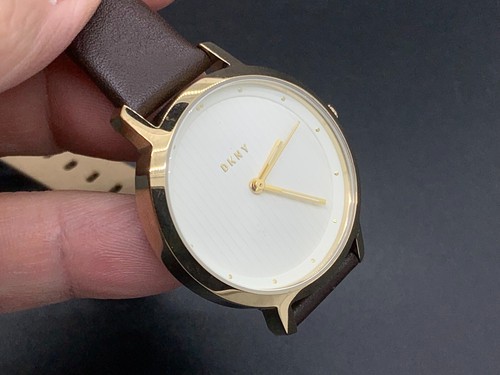 Dkny NY-2639 White Dial Brown Leather Strap 5 ATM s/s QUARTZ WOMEN'S WRIST WATCH - Picture 19 of 19