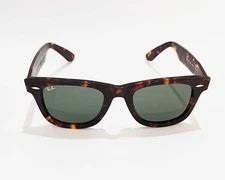 Ray-Ban RB2140 Original Wayfarer Classic Tortoise Frame Green Lens 50mm Unisex