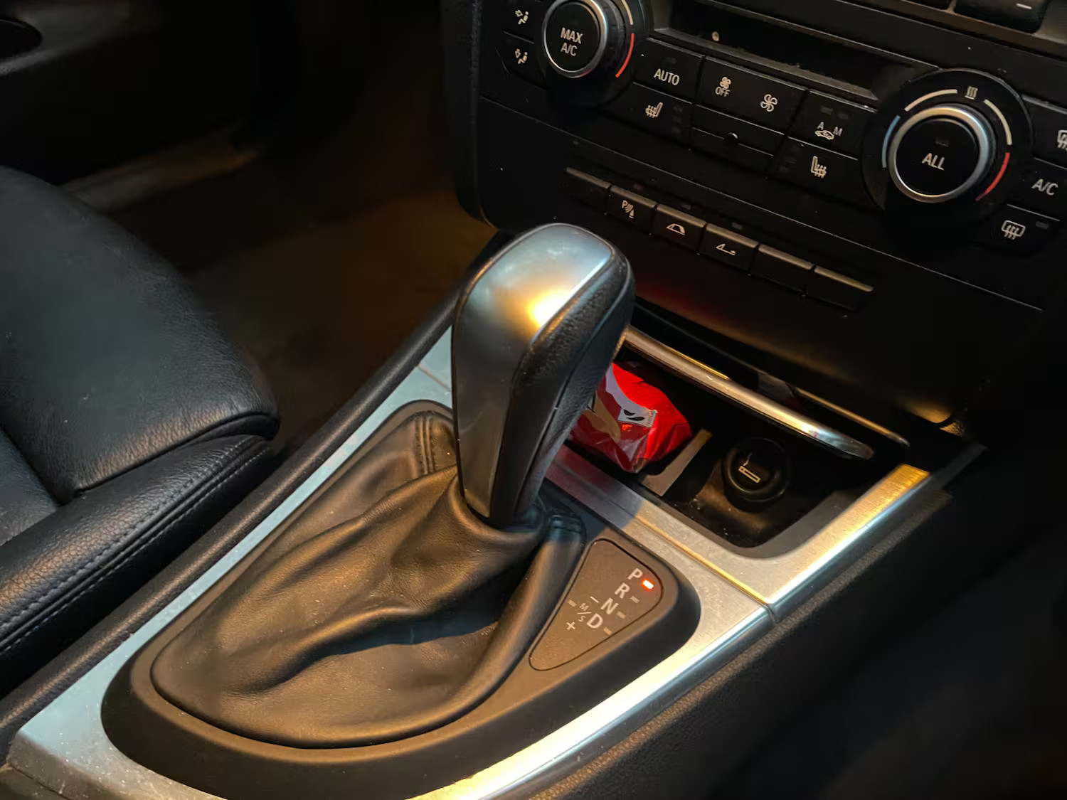 2013 BMW 1 Series, photograph 24