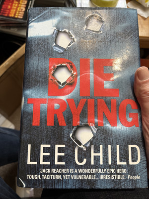 Die Trying Child, Lee Erstausgabe Hardcover Bantam Sammlerstück - sehr guter Zustand