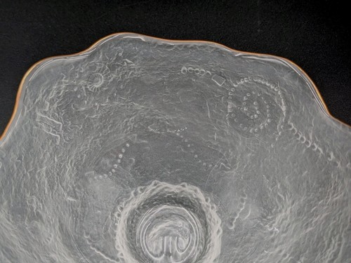 (2) Cristina Salusti Fossilglass Fossil Art Glass 6” Bowls USA Gold Rim Signed - Picture 12 of 16