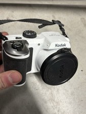 Kodak PixPro AZ251 16.0MP 25X Zoom Wide Angle Digital Camera - White