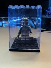 LEGO Chrome Stormtrooper Minifigure Star Wars with Blaster and Helmet