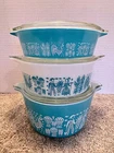 Vtg PYREX Turquoise AMISH BUTTERPRINT Casserole Dish Set - 471, 472, 473 w/ Lids