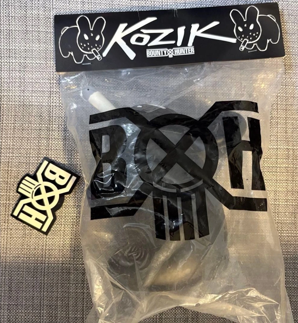 Frank Kozik x Bounty Hunter スモーキンラビット Frank Kozik x Bounty Hunter スモーキンラビット - メルカリ