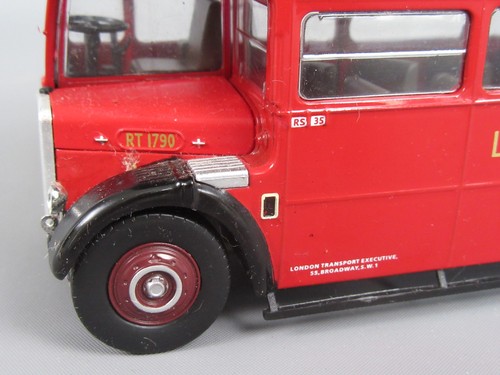 C790 IXO BUS002 AEC Regent III RT 1939 London Transport 294 Romford Station 1:43 - Picture 9 of 18