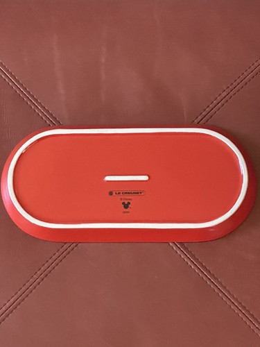 LE CREUSET x DISNEY MICKEY MOUSE COLLECTION STONEWARE RED 25cm OBLONG PLATE NEW - Picture 9 of 24