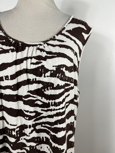 Chico's 3 Size XL Tank Top Shirt Brown White Zebra Animal Stretch Scoop Neck J4 - Picture 3 of 6