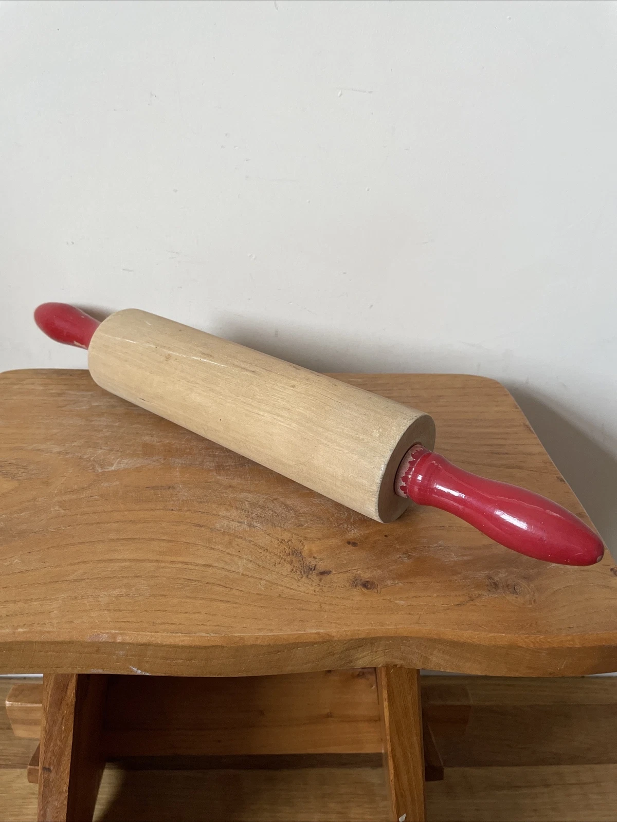 Vintage Wooden Rolling Pin Red Handles Patina 40cm Farmhouse Primitive Kitchen
Opens in a new window