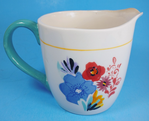 Jarra medidora de incremento interior The Pioneer Woman floral 1 cuarto 4 tazas. - Imagen 3 de 7