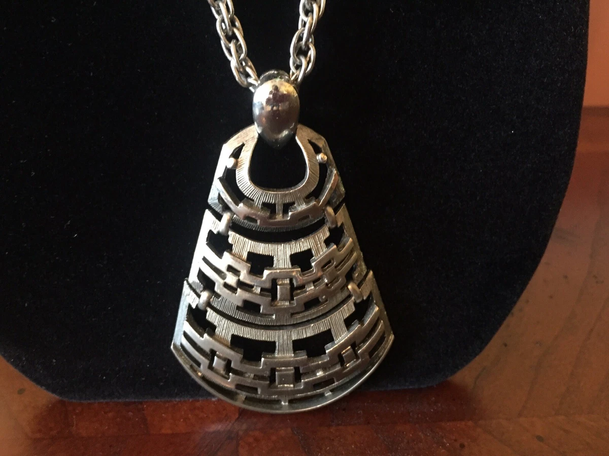 Lisner necklace deals