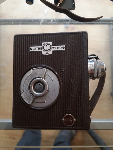 Caméra PATHE WEBO type A 9,5 mm