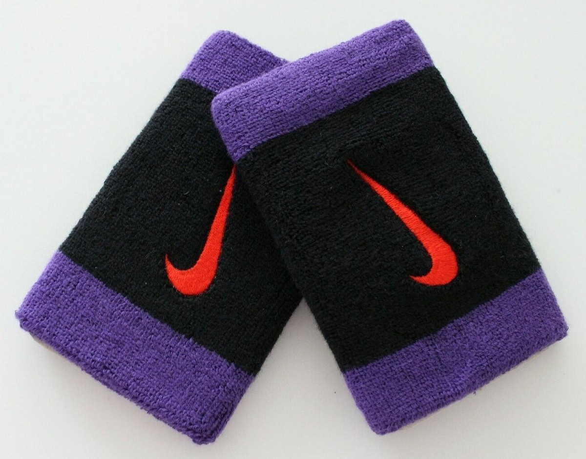 Nike Swoosh Doublewide Wristbands Black/Court Purple/Chile