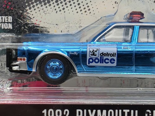 Greenlight True Romance 1982 Plymouth Grand Fury Chrome Chase Walmart - Picture 4 of 8