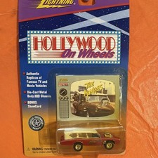 Hollywood On Wheels The Monkees Die-Cast Metal Car w/ Bonus Show Card