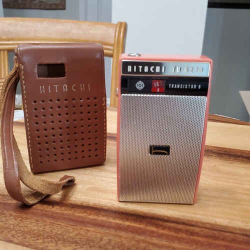 Vintage Hitachi Transistor Radio W/ Case  Model TH-627R / Nice