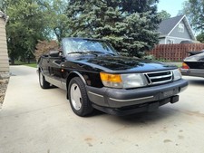 1990 Saab 900  on eBay